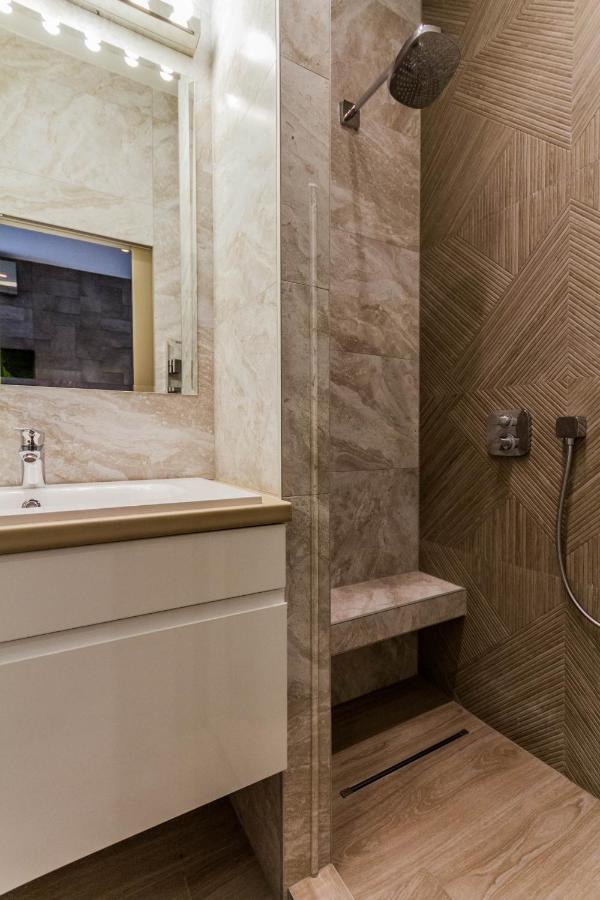 Chain Bridge Studio Apartment Budapest Exterior foto