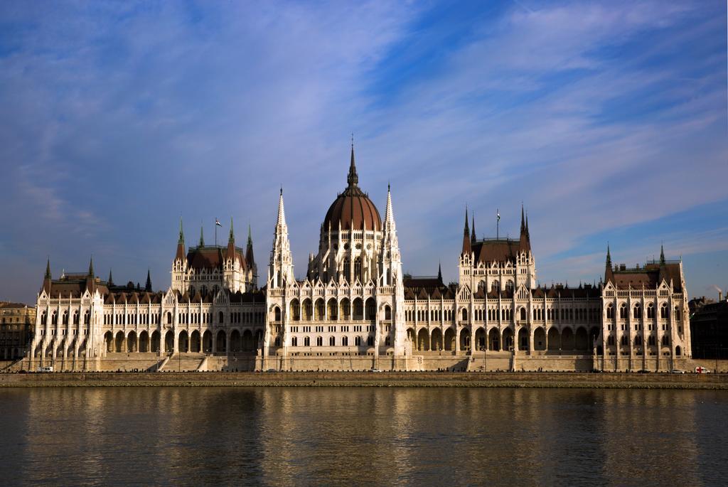 Chain Bridge Studio Apartment Budapest Exterior foto